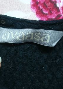 Elegant Embroidered Kurta