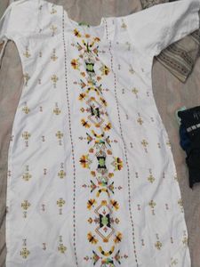 White Embroidered Kurta(NEVER WORN)