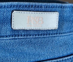 Stylish Blue Denim Jeans For ladies