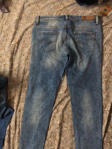 Levi  Ripped Y2k Denim Jeans With Tag