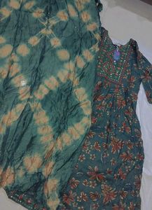 Elegant Green Printed Kurta Set