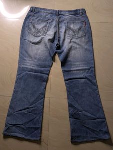 Stylish Flare Leg Jeans