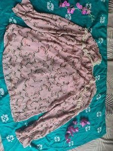 Floral Ruffle Blouse👸
