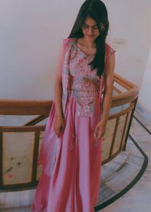 💗Elegant Pink Kurta Set &amp; Shrug🌷