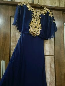 HEAVY PONCHO STYLE GOWN