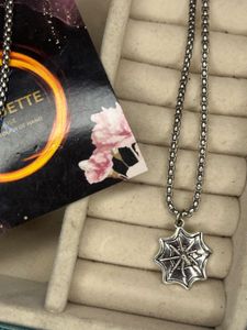 anti-tarnished spider web necklace
