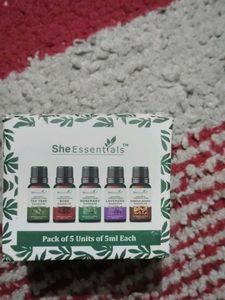 She Essentials Oil Set