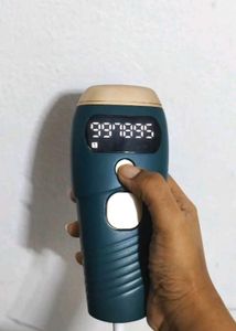 Laser hair removal device