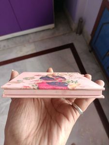Kay Beauty Eye Shadow
