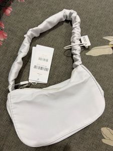 Savana White Shoulder Bag