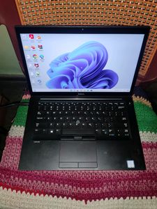 GAMING LAPTOP