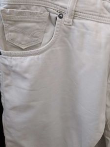 White regular fit Jeans