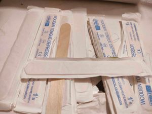 Wooden Tongue Depressors - Sterile