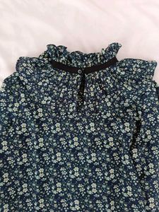 Floral Ruffle Blouse