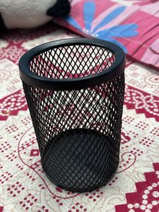 Pen Holder
