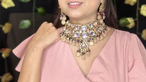 Heavy Kundan Haar Peach Colour