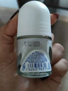 NIVEA Natural Glow Deodorant
