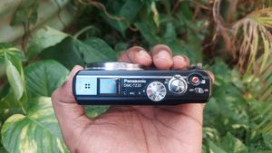 Panasonic Lumix DMC-TZ20 Camera Black
