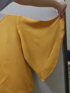 Mustard Top