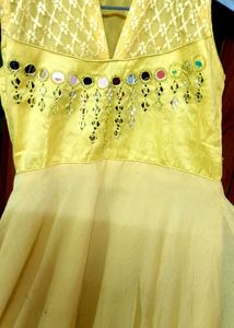 Stylish Gown For Girl&#39;s..