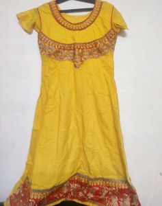💥 Beautiful Yellow CLR Kurti
