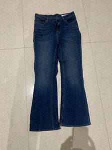 Zudio High-Waisted Jeans Bootcut
