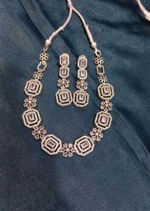 Elegant Necklace &amp; Earring Set