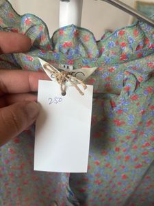 Women Top