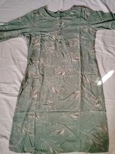 Leaf Green Top