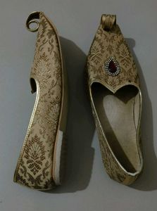 Gold Wedding Juttis with Jewel