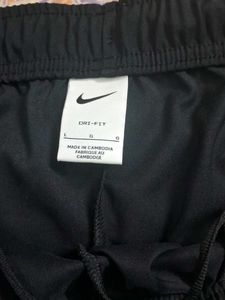 Nike DRI-FIT Shorts 🖤