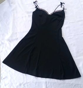 Brand New(Newme)Lace Detail Sweetheart Neck Dres🎀