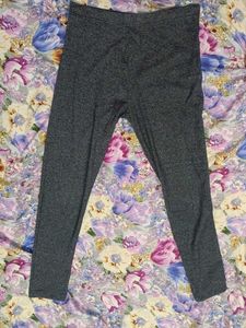 Comfortable Grey Leggings