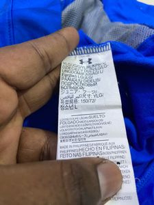 100% UNDER ARMOUR