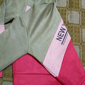 Crop New York Graphic Hoodie