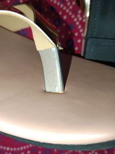 METCO Beige Flip Flops