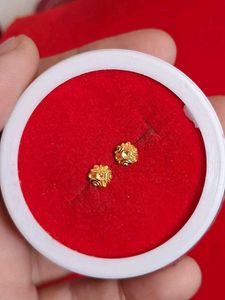 Beautiful New Flower Desine Studs 👌