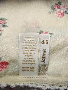 🎁Buy 1, Get 1 Free🎁 Size S/ M Floral Print Top