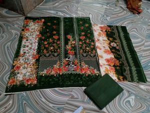 New Catalog: ESRA KARACHI SUITS *