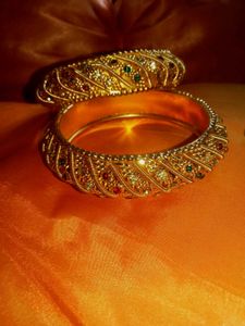 Twinkling Fusion Bracelet And Bangles
