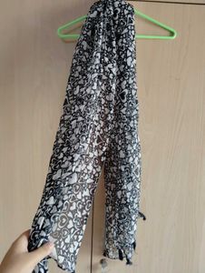 Heart Print Scarf
