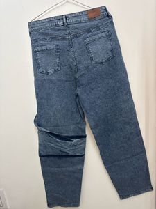 Unique Denim Jeans with Pocket Detail