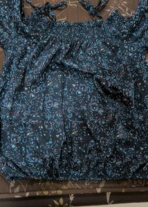 Soft Streachable Blue Print Top For Women