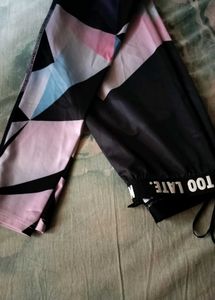 Shein—Geometric Print Leggings