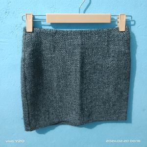 (147)Skirt Zeeper Set