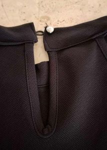 Hot black sleeveless top