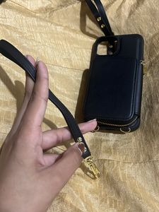 Offer 🚨iPhone 13 Cover With Sling Bag