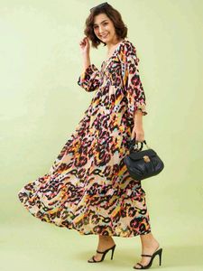 New Stayle Beautiful Women Gown Dress Inpoted Dres