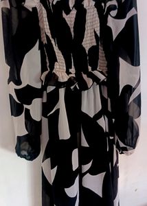 Beautiful Black And White Stretchable Dress
