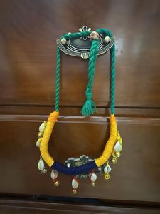 Seashell Choker Necklace , three bangles